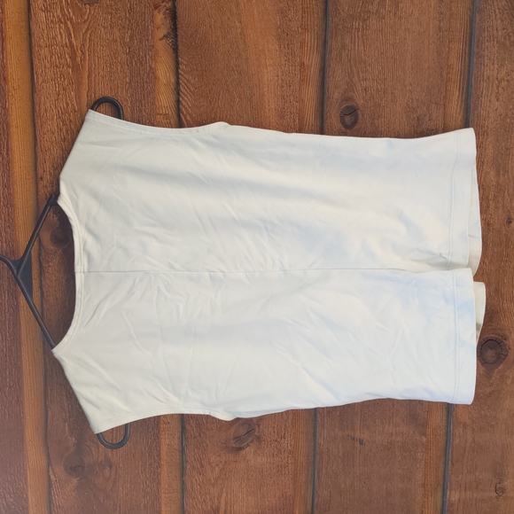 Patagonia Top - Picture 2 of 2